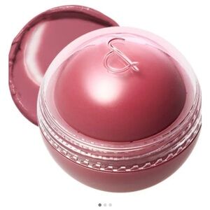 Juicy Roll Cheek, Bare Grape